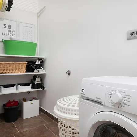 Vilă Bel With Pool *