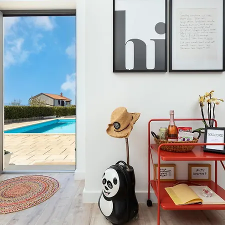 Bel With Pool Klenovica